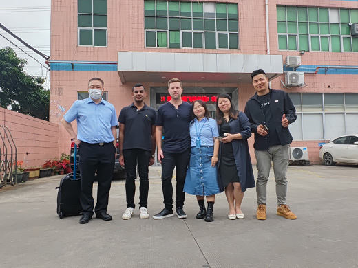 意大利客戶購買咖啡多列包裝機